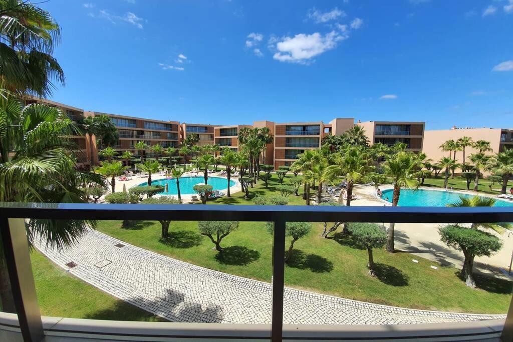 Ambassador Salgados Beach Suites Albufeira Kültér fotó